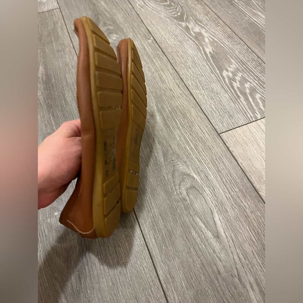 Coach Brown Leather Driving Shoe Flats Size 6 - Picture 4 of 6